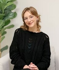 Book an Appointment with Adelay Earle for Manual Osteopathy