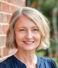 Book an Appointment with Daria Pool for Counselling / Psychology / Mental Health