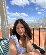 Book an Appointment with Veronika Hadisandjaja for Massage Therapy