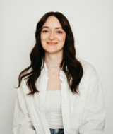 Book an Appointment with Zoe Kolskog at Acu Glow by Stacy Inc. - Edmonton