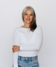 Book an Appointment with Leanne Keyko for Cosmetic Acupuncture