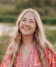 Book an Appointment with Randi Martin for Art Therapy