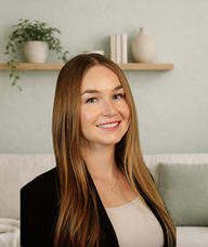 Book an Appointment with Samantha Brinkos for Psychotherapy