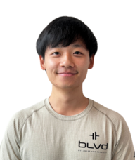 Book an Appointment with Sing Ng for Physiotherapy - Direct Billing Available