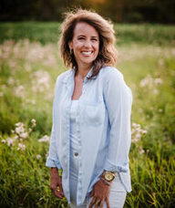 Book an Appointment with Dr. Nicole Procyk for Chiropractic