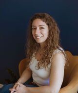 Book an Appointment with Céline Gonçalves at Hello Osteo - Amherstview