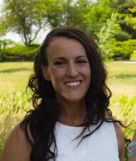 Book an Appointment with Aness Symons for Psychotherapy